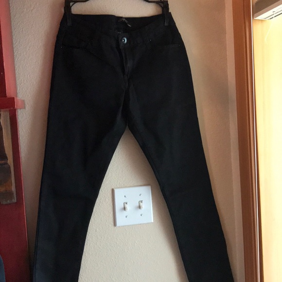 Soft and stretchy jeans - Picture 2 of 5